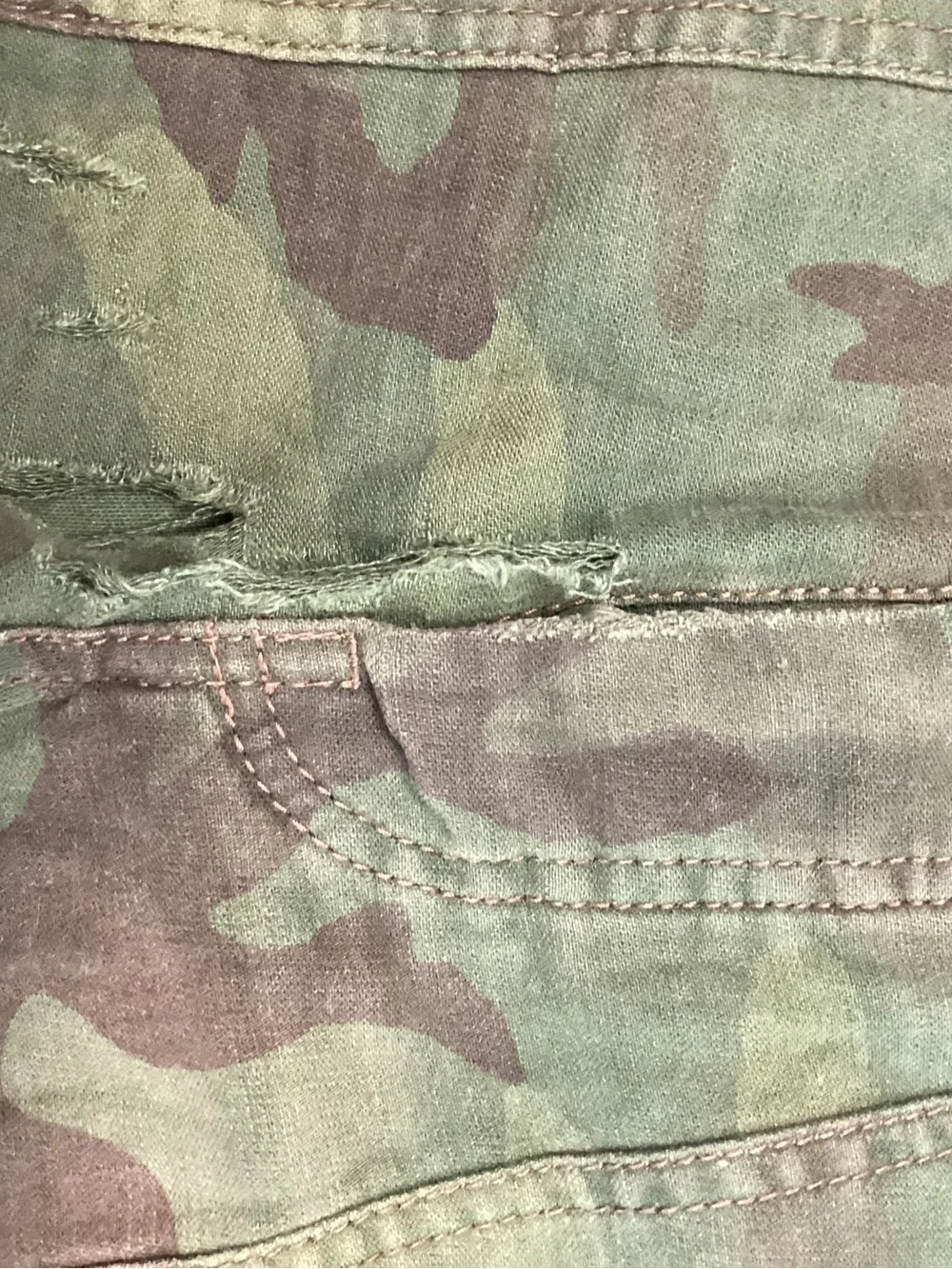Free People Camo Embroidered Utility Shorts NWT Size 6 Floral Distressed
